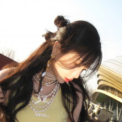 龙与雀斑公主